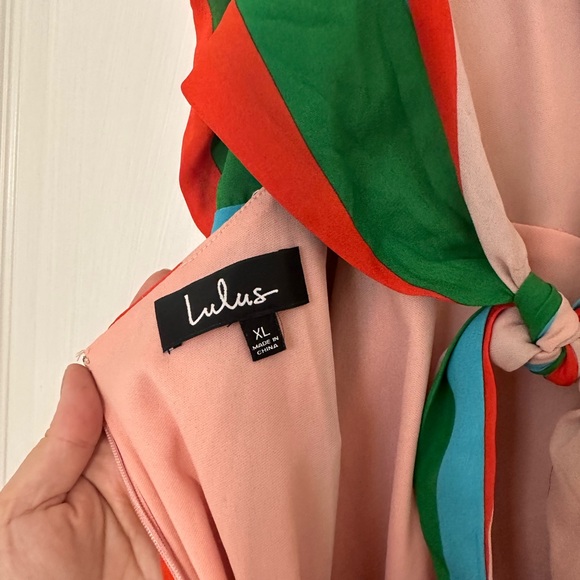 Colorblock Lulu’s tieback sundress - Picture 2 of 5